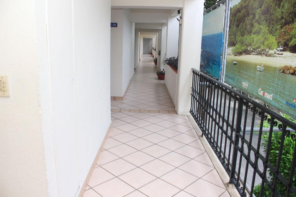 Am Amakal Hotel & Park 圣克鲁斯华特库 外观 照片